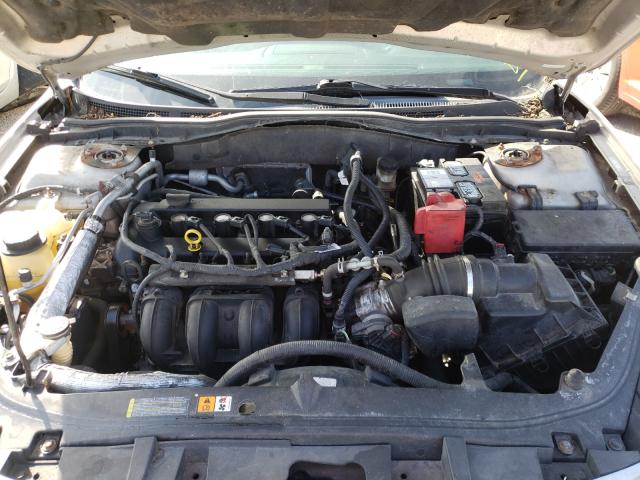 Photo 6 VIN: 3FAHP0HA0AR125177 - FORD FUSION SE 