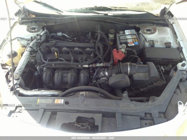 Photo 9 VIN: 3FAHP0HA0AR303590 - FORD FUSION 