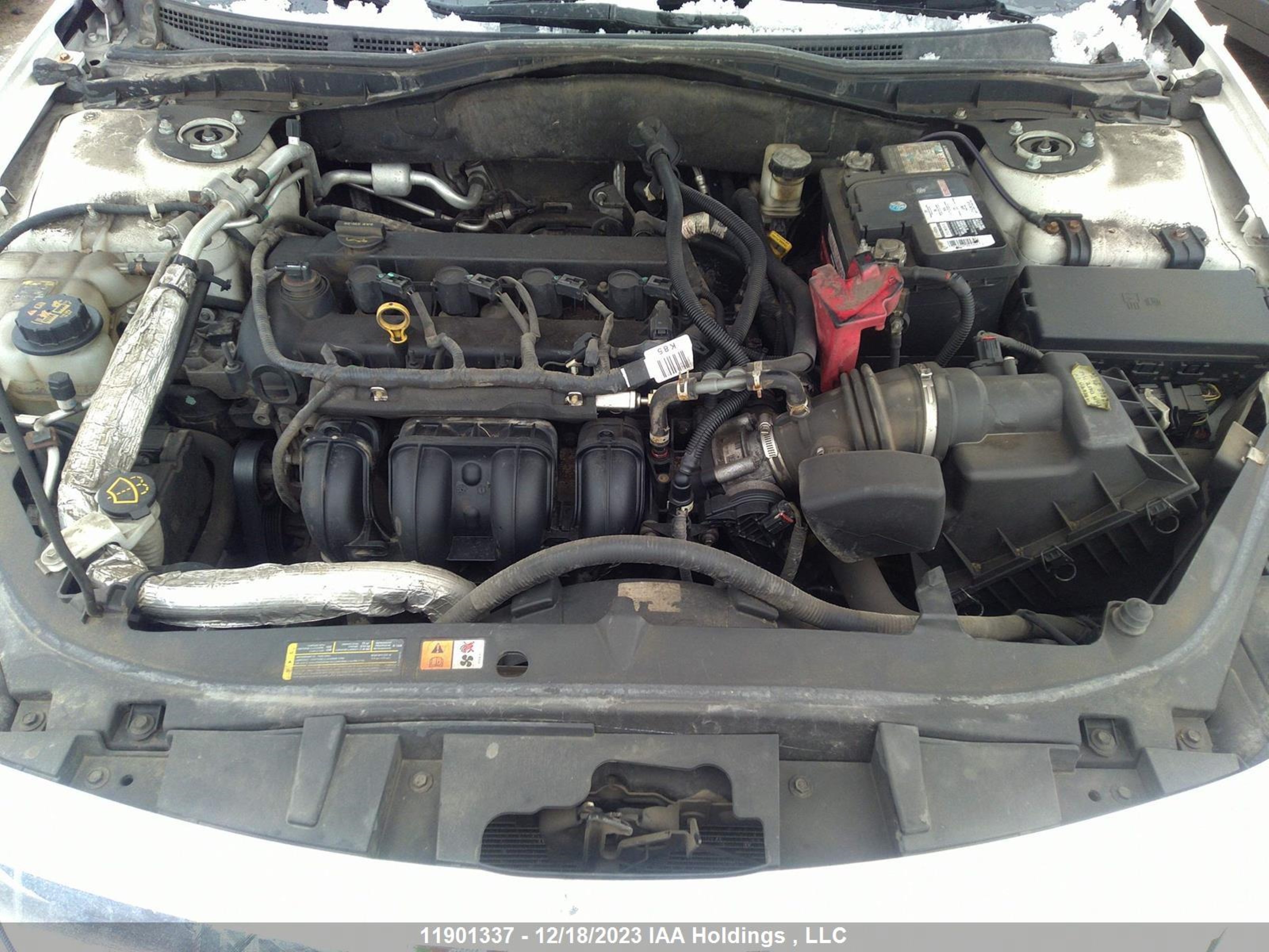 Photo 9 VIN: 3FAHP0HA0AR385899 - FORD FUSION 