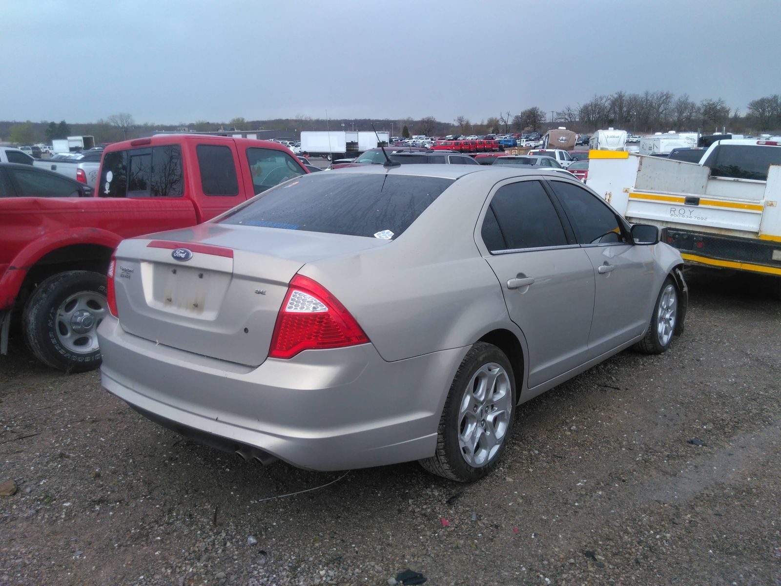 Photo 1 VIN: 3FAHP0HA0AR406069 - FORD FUSION FWD 4C 