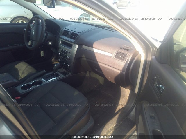 Photo 4 VIN: 3FAHP0HA0BR103102 - FORD FUSION 