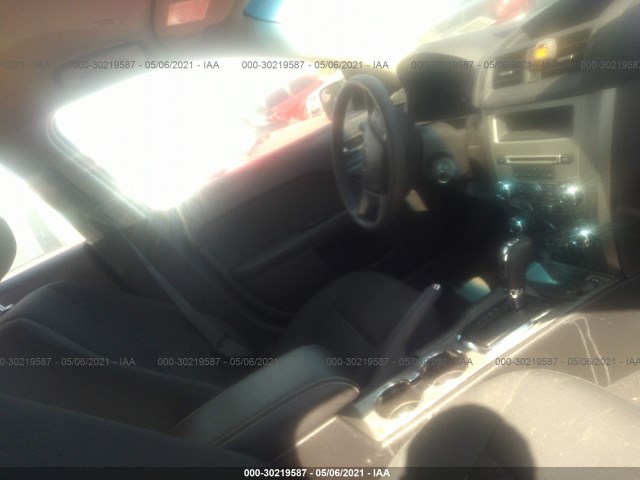 Photo 4 VIN: 3FAHP0HA0BR138173 - FORD FUSION 