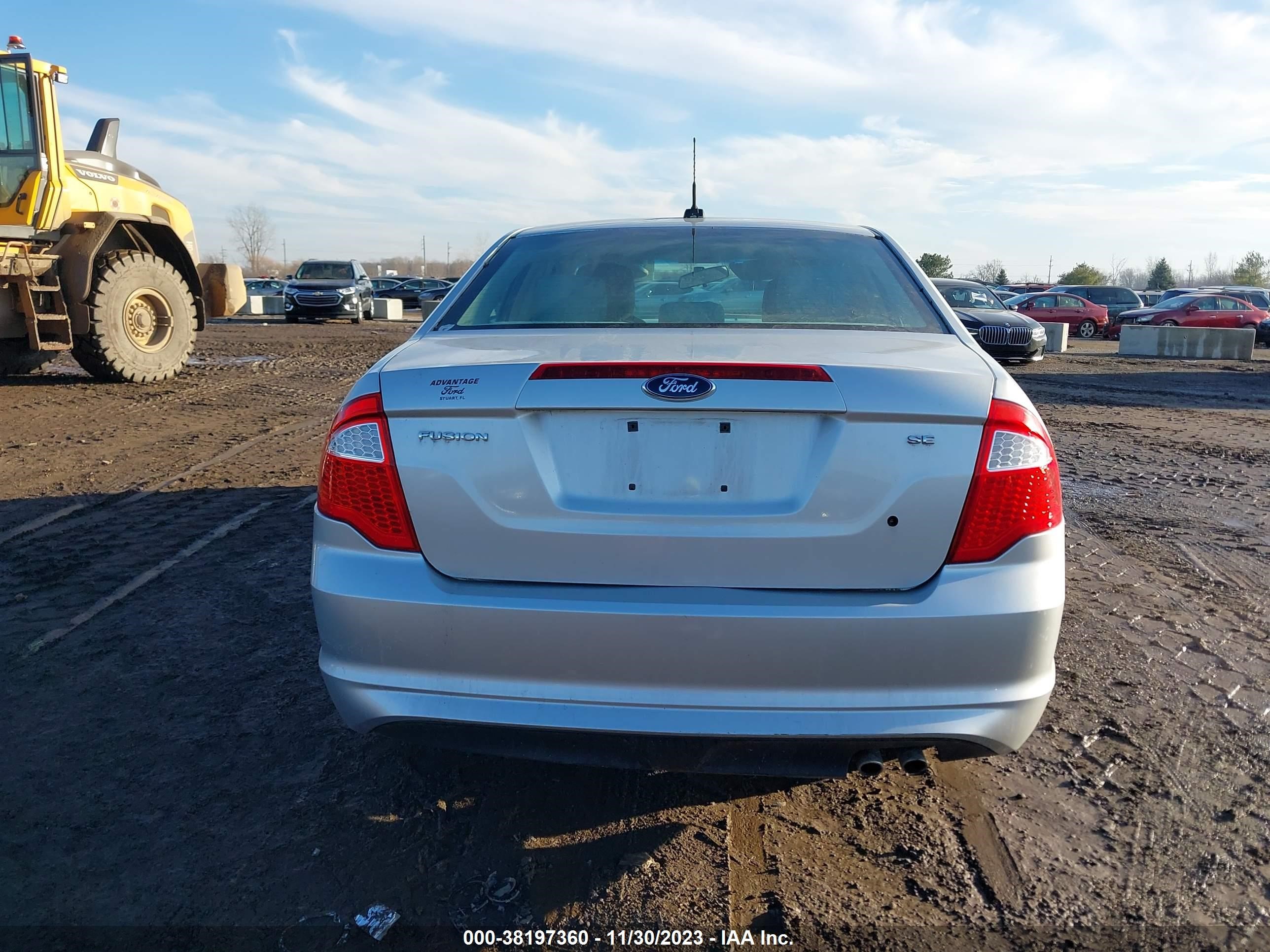 Photo 15 VIN: 3FAHP0HA0BR207282 - FORD FUSION 