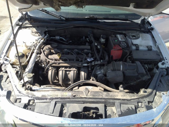 Photo 9 VIN: 3FAHP0HA0BR211350 - FORD FUSION 