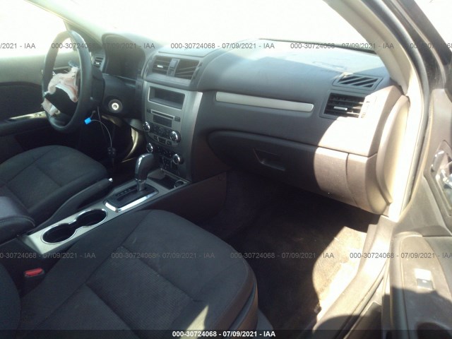 Photo 4 VIN: 3FAHP0HA0BR305552 - FORD FUSION 