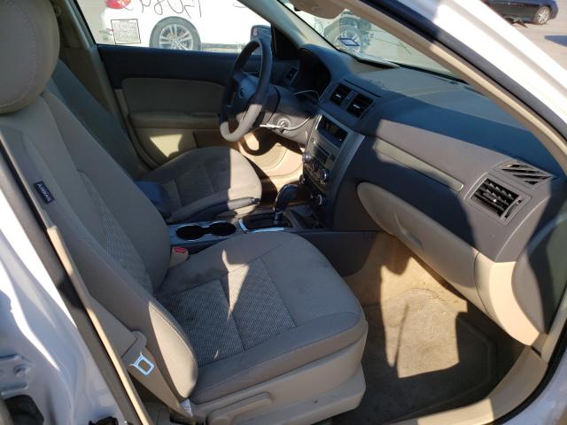 Photo 4 VIN: 3FAHP0HA0BR329611 - FORD FUSION SE 