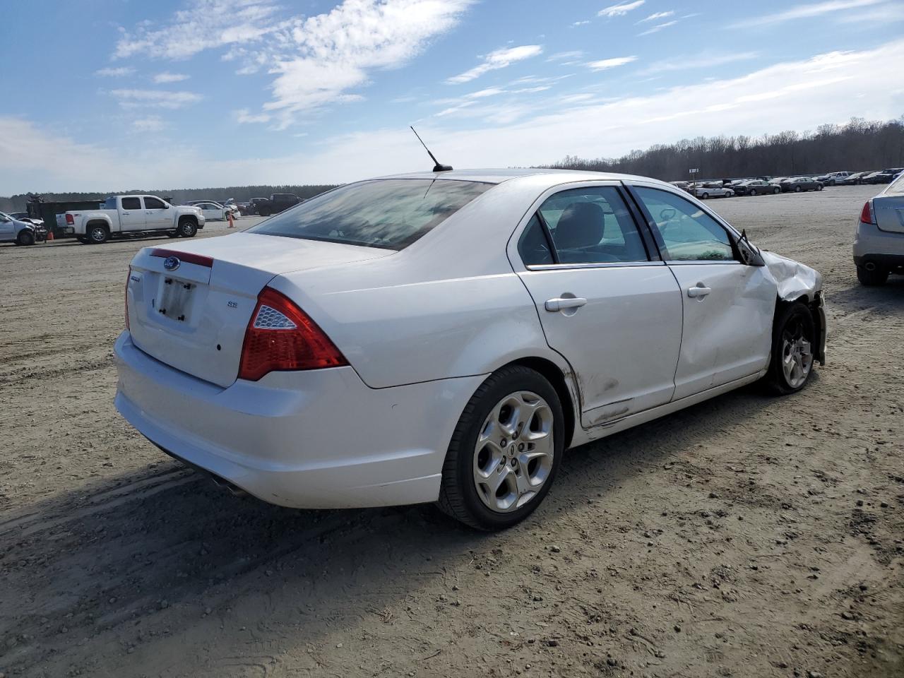 Photo 2 VIN: 3FAHP0HA1AR102135 - FORD FUSION 