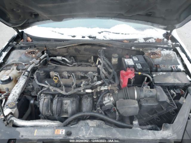 Photo 9 VIN: 3FAHP0HA1AR124670 - FORD FUSION 