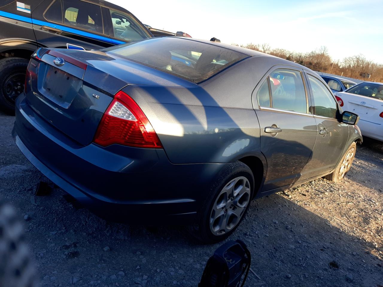 Photo 2 VIN: 3FAHP0HA1BR140806 - FORD FUSION 