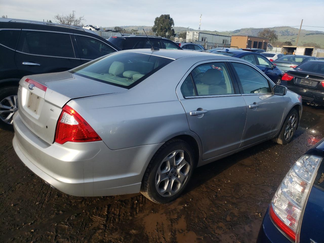 Photo 2 VIN: 3FAHP0HA1BR299275 - FORD FUSION 