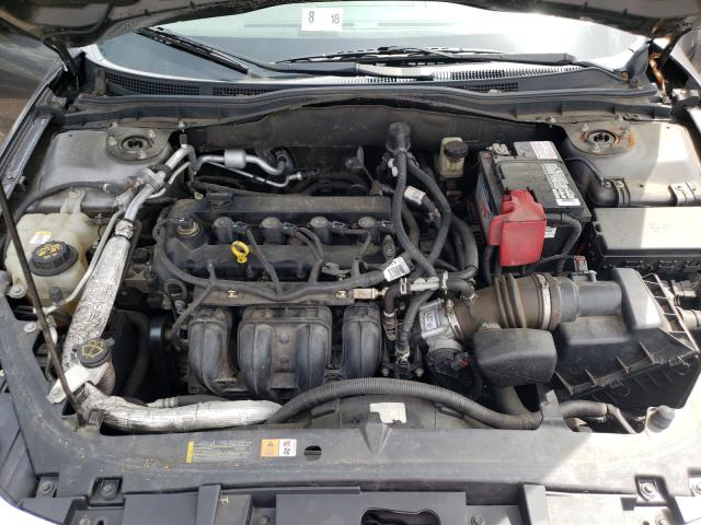 Photo 6 VIN: 3FAHP0HA2AR223255 - FORD FUSION SE 