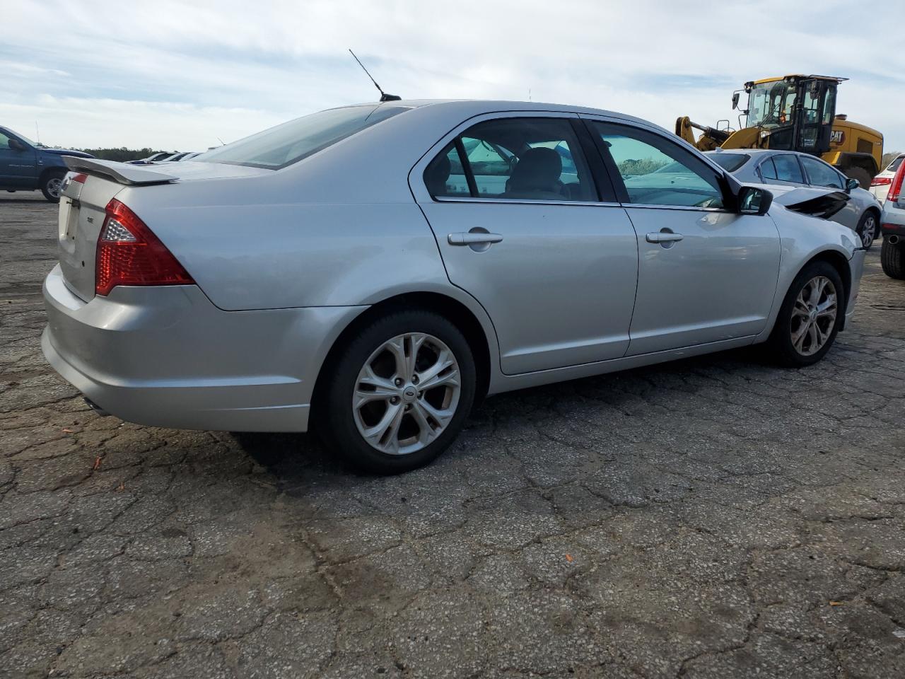 Photo 2 VIN: 3FAHP0HA2CR102826 - FORD FUSION 