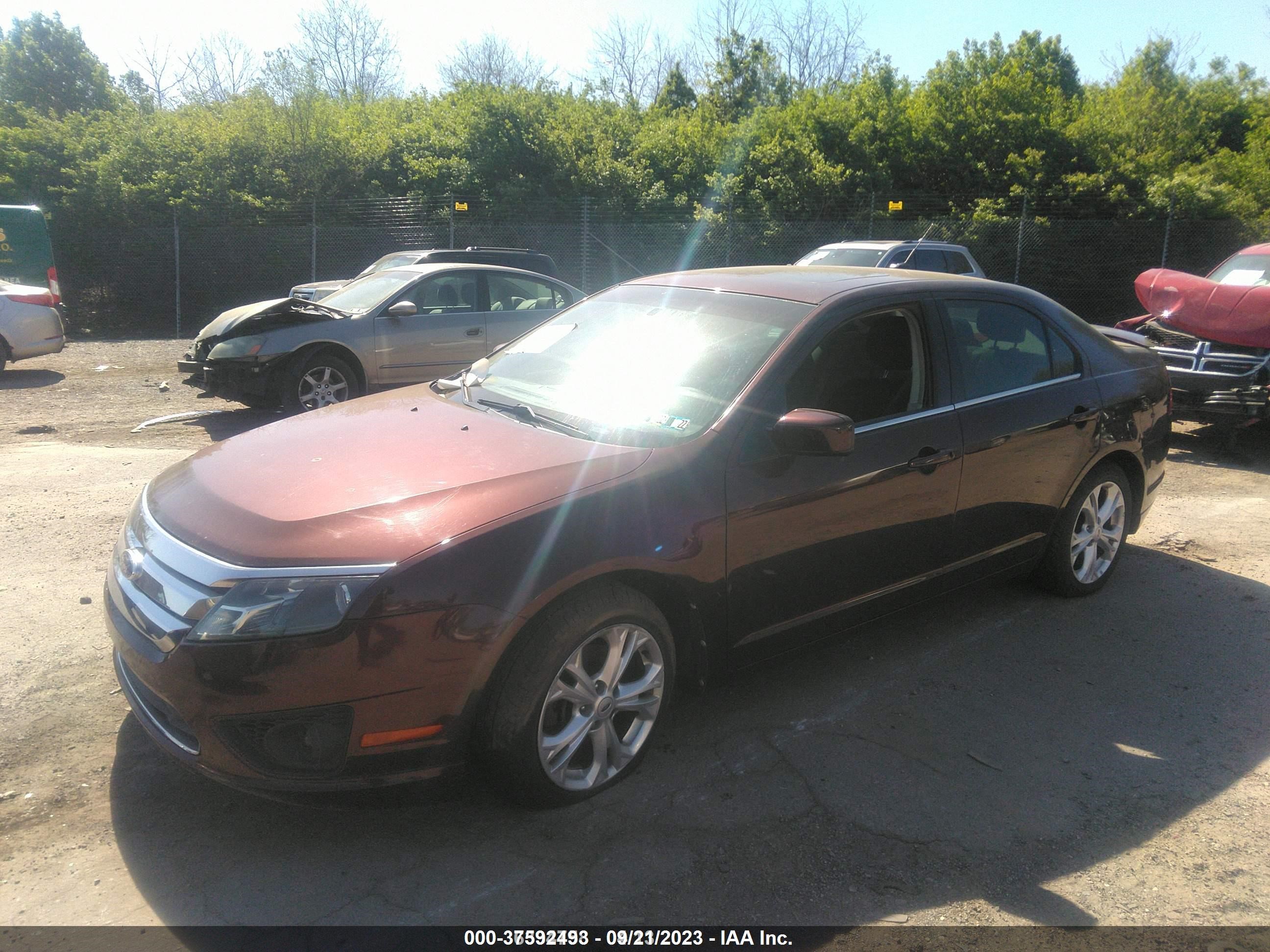 Photo 1 VIN: 3FAHP0HA2CR141156 - FORD FUSION 