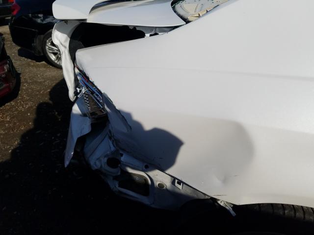 Photo 8 VIN: 3FAHP0HA3BR173337 - FORD FUSION SE 