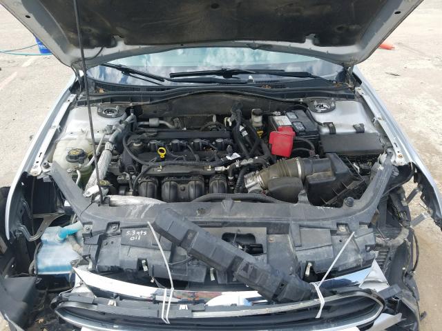 Photo 6 VIN: 3FAHP0HA3BR201296 - FORD FUSION SE 