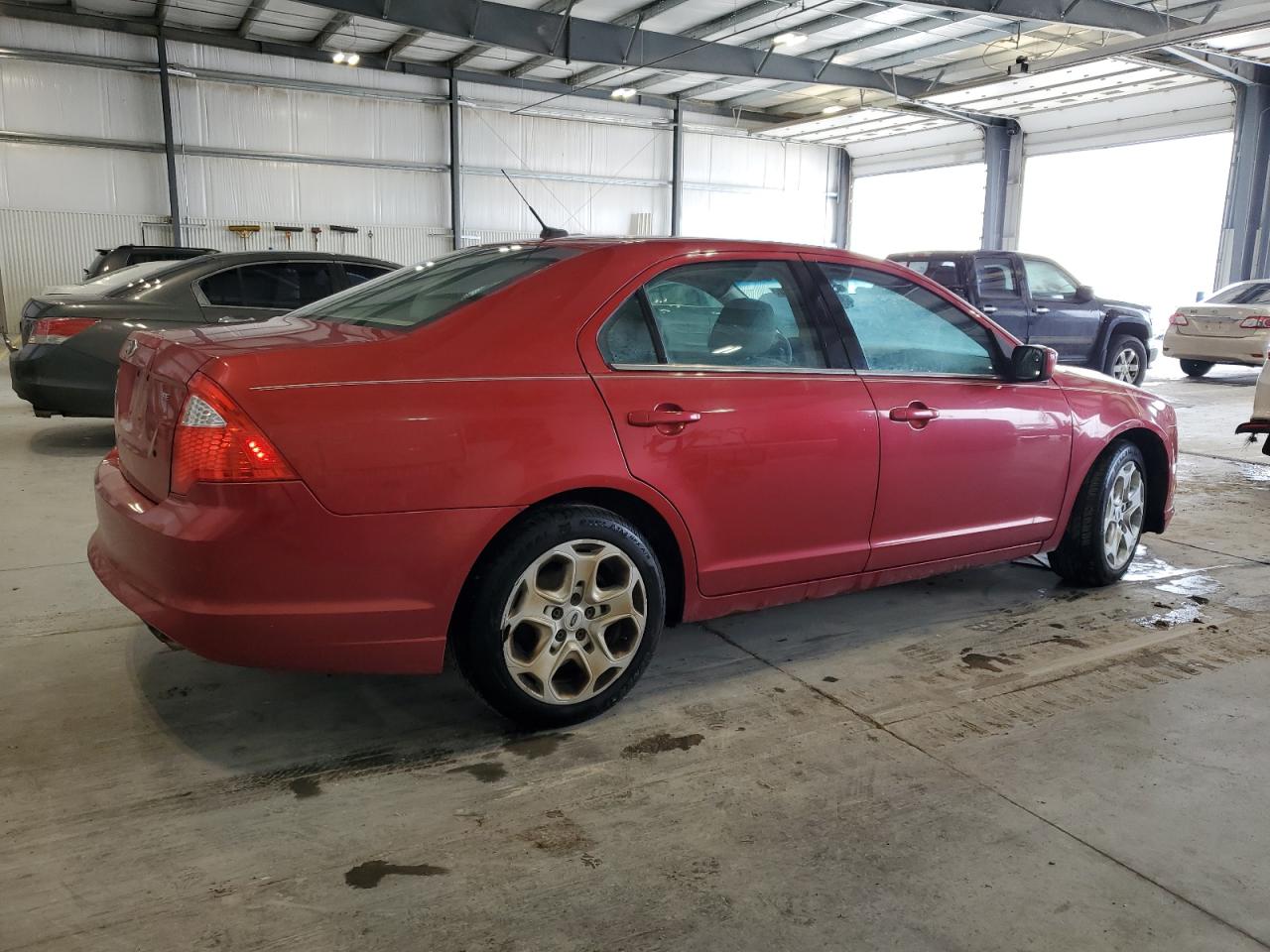 Photo 2 VIN: 3FAHP0HA3BR246710 - FORD FUSION 