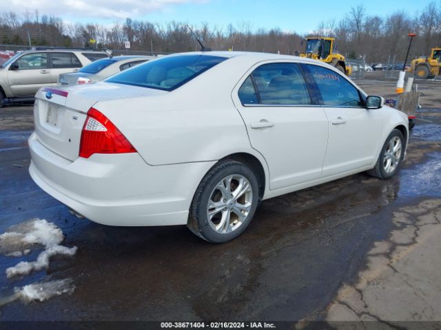 Photo 3 VIN: 3FAHP0HA3CR226880 - FORD FUSION SE 