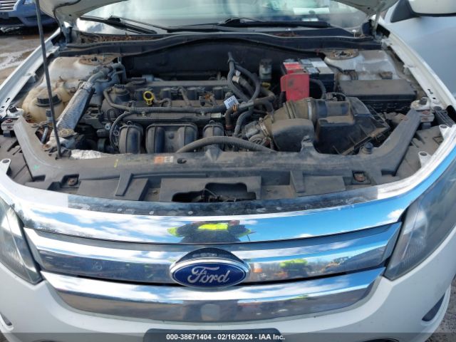 Photo 9 VIN: 3FAHP0HA3CR226880 - FORD FUSION SE 