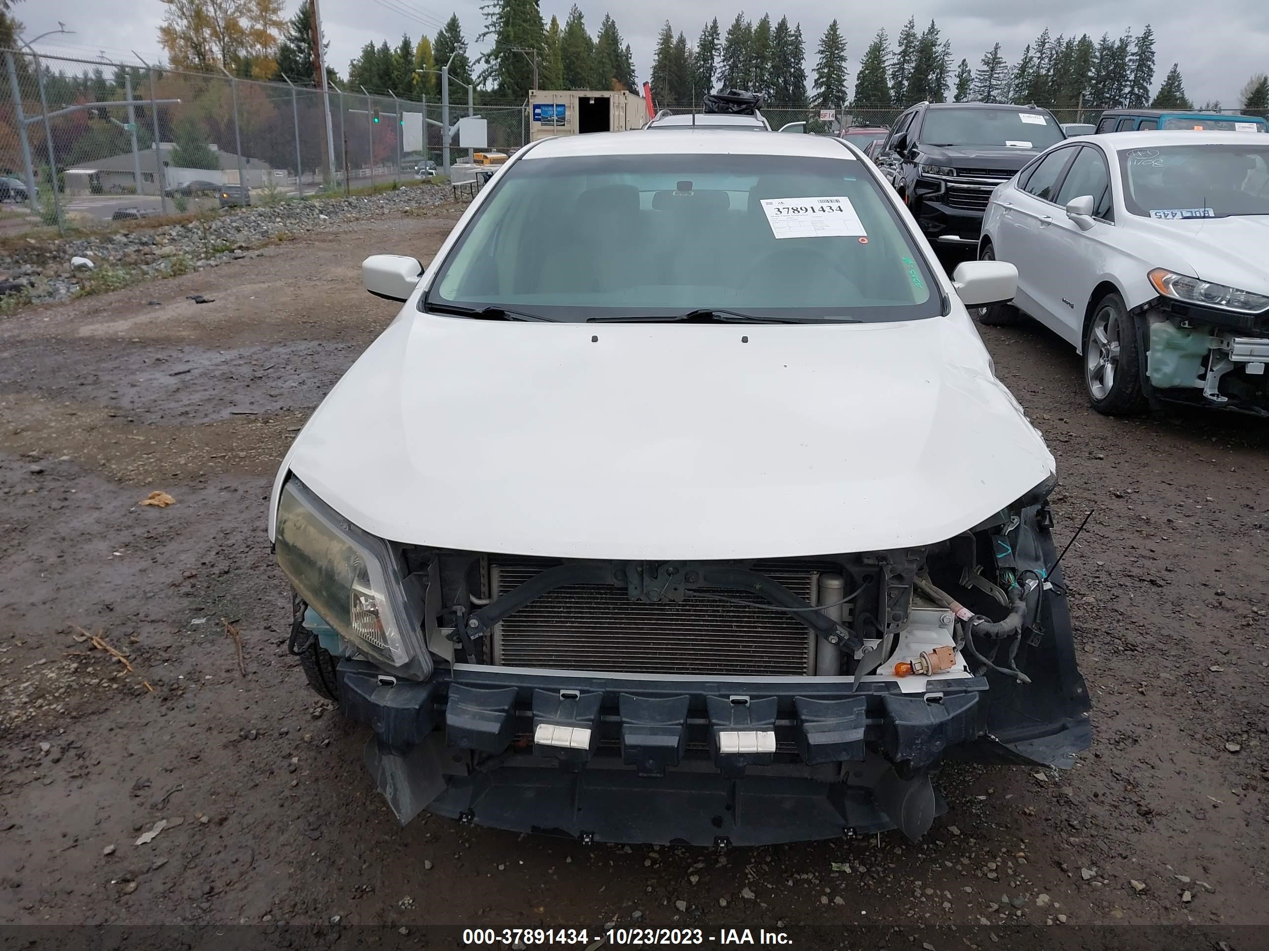 Photo 12 VIN: 3FAHP0HA4AR145531 - FORD FUSION 