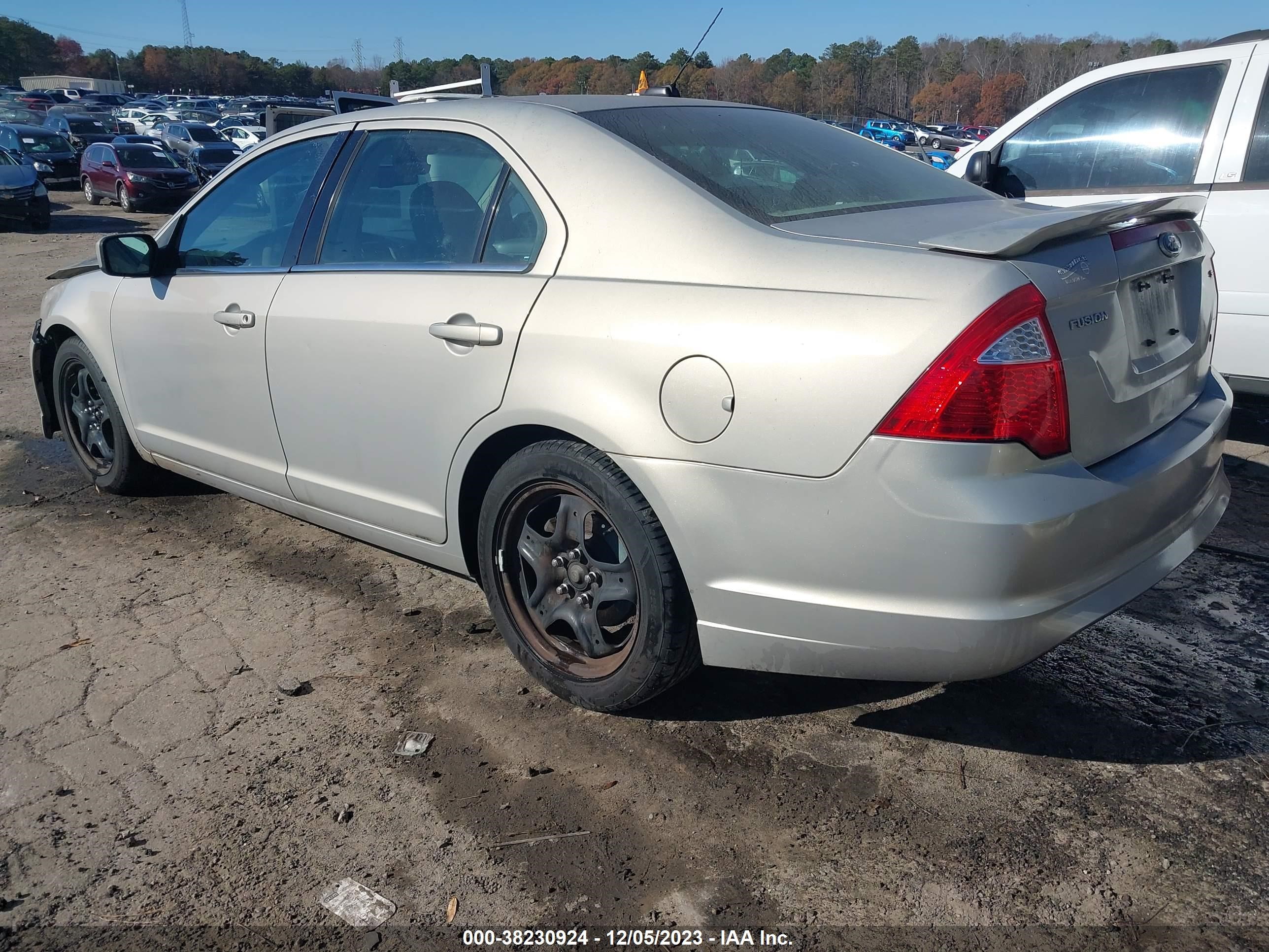 Photo 2 VIN: 3FAHP0HA4AR274823 - FORD FUSION 