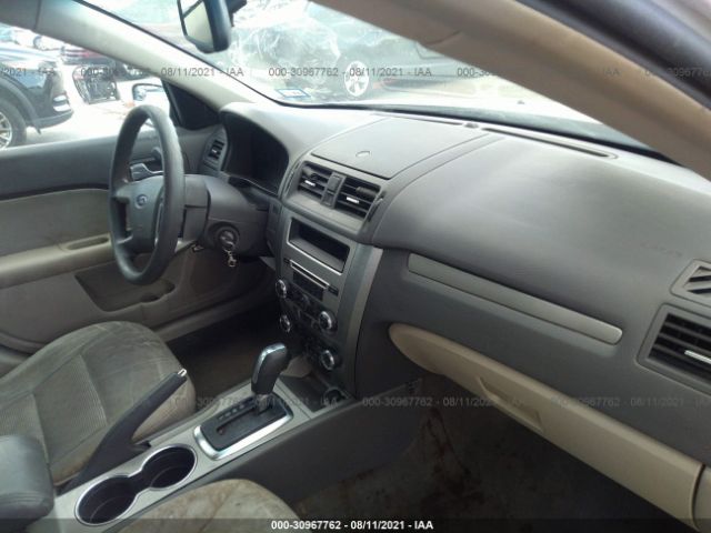 Photo 4 VIN: 3FAHP0HA4BR302850 - FORD FUSION 