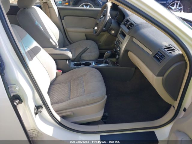 Photo 4 VIN: 3FAHP0HA4BR340501 - FORD FUSION 