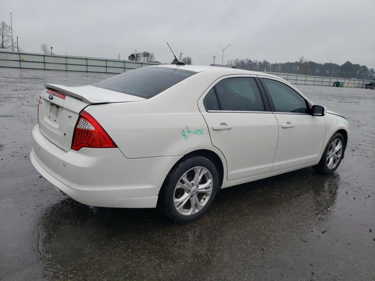 Photo 2 VIN: 3FAHP0HA4CR314627 - FORD FUSION 