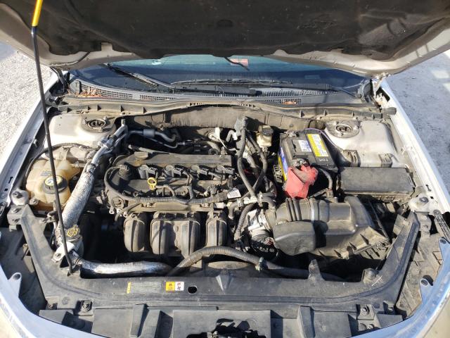 Photo 6 VIN: 3FAHP0HA5AR114904 - FORD FUSION SE 