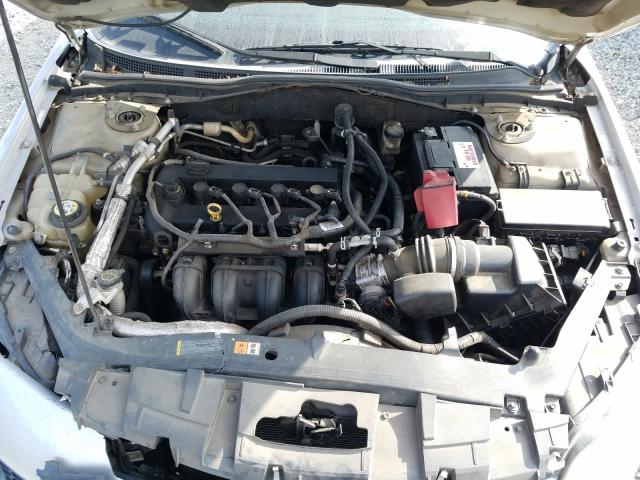 Photo 6 VIN: 3FAHP0HA5AR121030 - FORD FUSION SE 