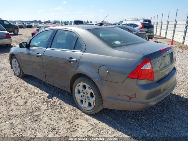 Photo 2 VIN: 3FAHP0HA5AR201251 - NISSAN TITAN 