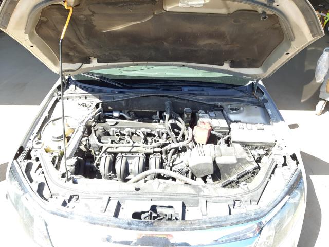 Photo 6 VIN: 3FAHP0HA5AR307568 - FORD FUSION SE 