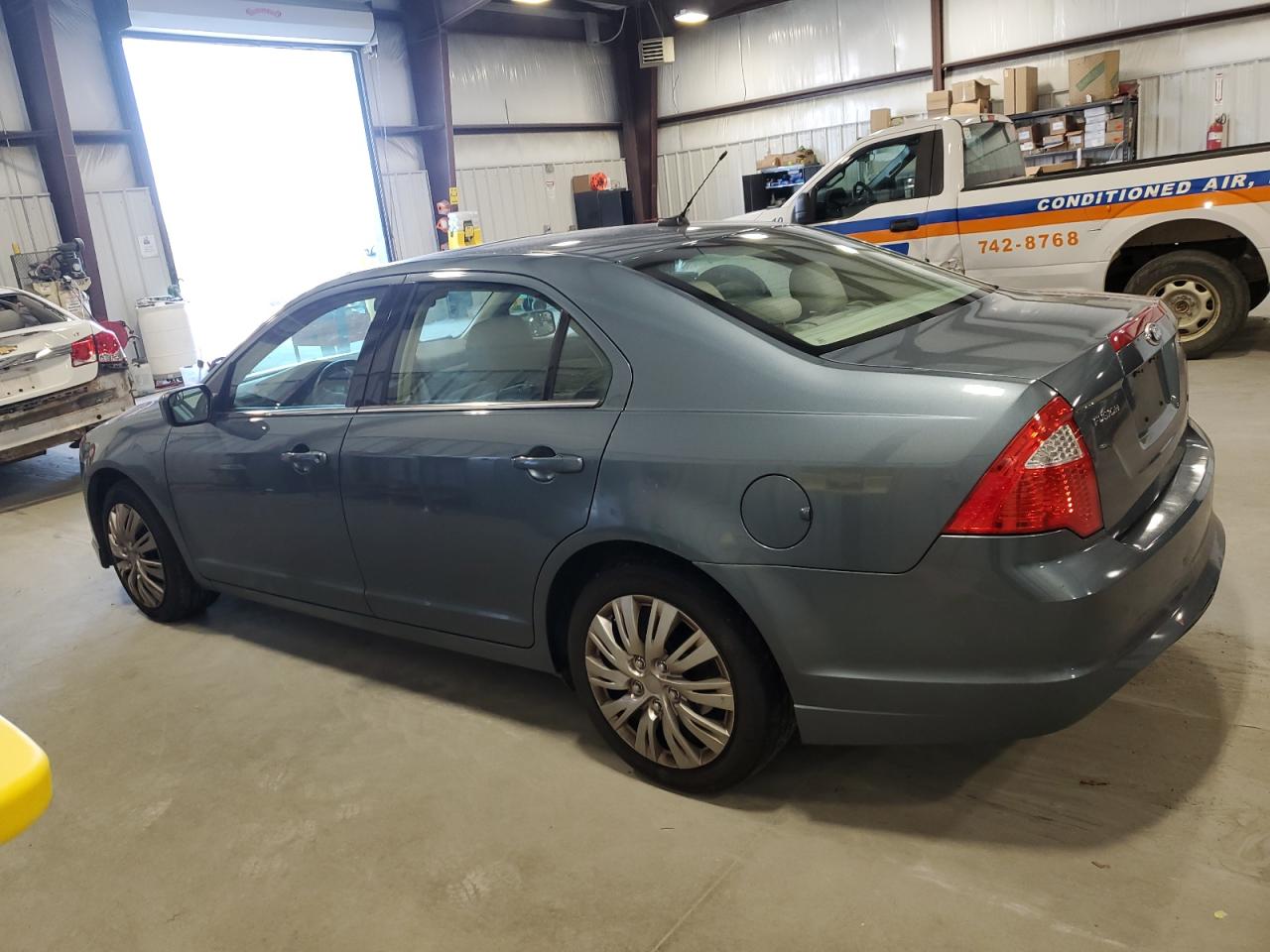 Photo 1 VIN: 3FAHP0HA5BR315784 - FORD FUSION 