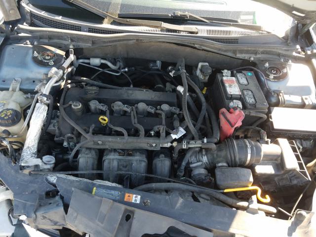 Photo 6 VIN: 3FAHP0HA6BR260567 - FORD FUSION SE 