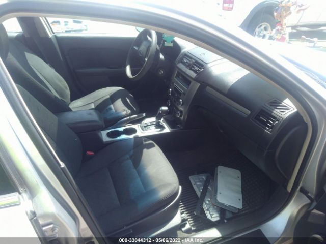 Photo 4 VIN: 3FAHP0HA6BR309878 - FORD FUSION SE 