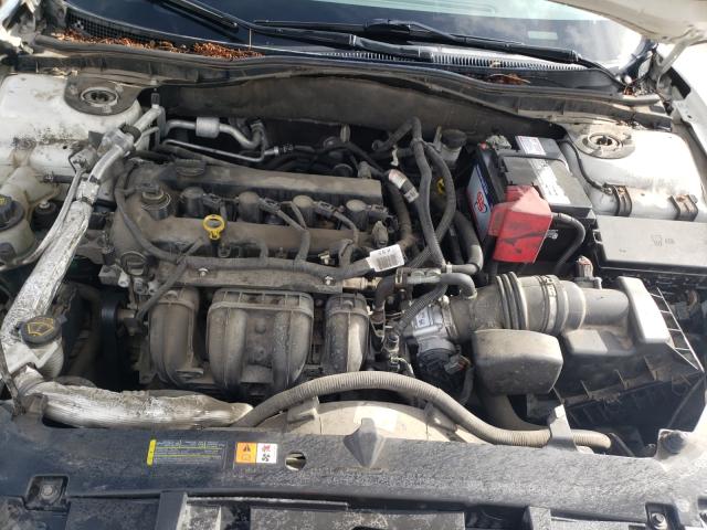 Photo 6 VIN: 3FAHP0HA6BR323473 - FORD FUSION SE 