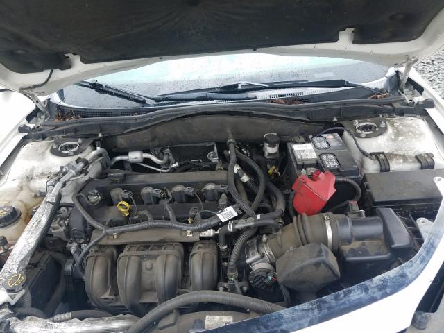 Photo 6 VIN: 3FAHP0HA6CR263776 - FORD FUSION SE 