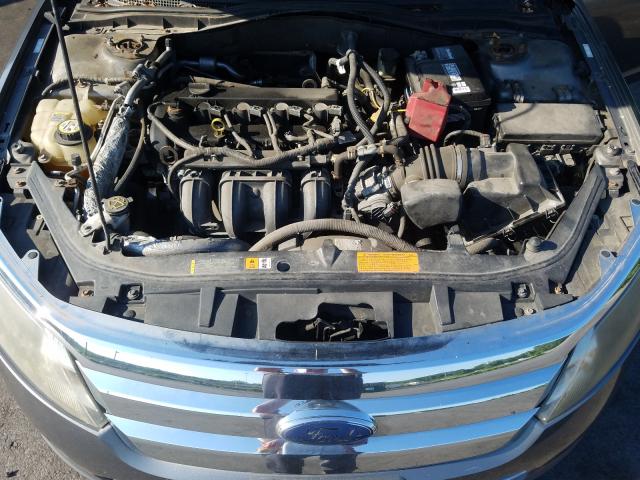 Photo 6 VIN: 3FAHP0HA7AR124866 - FORD FUSION SE 