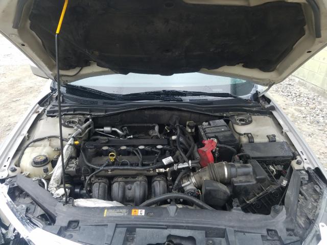 Photo 6 VIN: 3FAHP0HA7AR176482 - FORD FUSION SE 