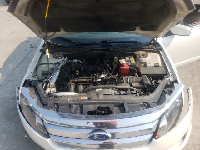 Photo 6 VIN: 3FAHP0HA7AR421670 - FORD FUSION SE 