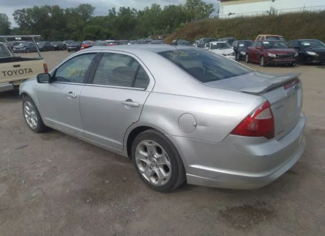 Photo 2 VIN: 3FAHP0HA7BR160915 - FORD FUSION 