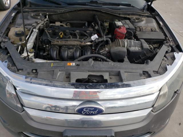 Photo 6 VIN: 3FAHP0HA7BR162101 - FORD FUSION SE 