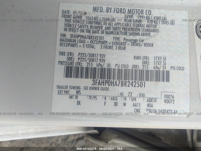 Photo 8 VIN: 3FAHP0HA7BR242501 - FORD FUSION 