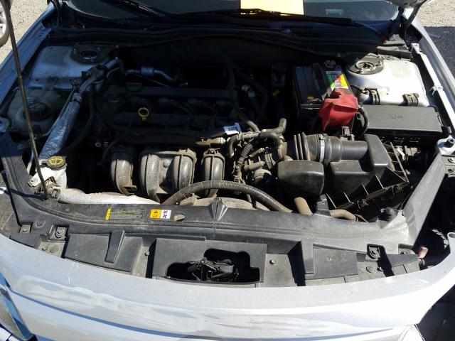 Photo 6 VIN: 3FAHP0HA7BR343182 - FORD FUSION SE 