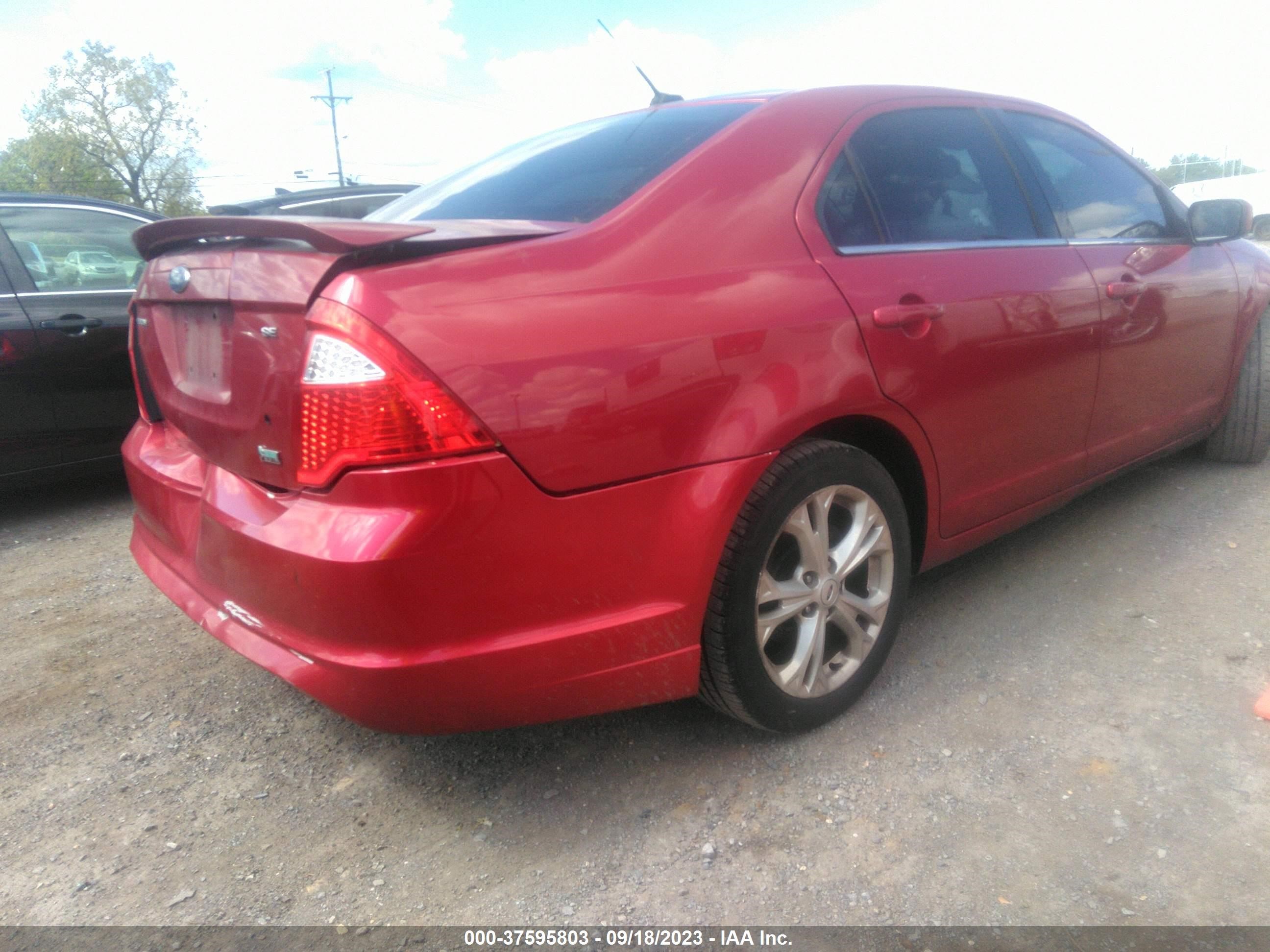 Photo 3 VIN: 3FAHP0HA7CR221875 - FORD FUSION 