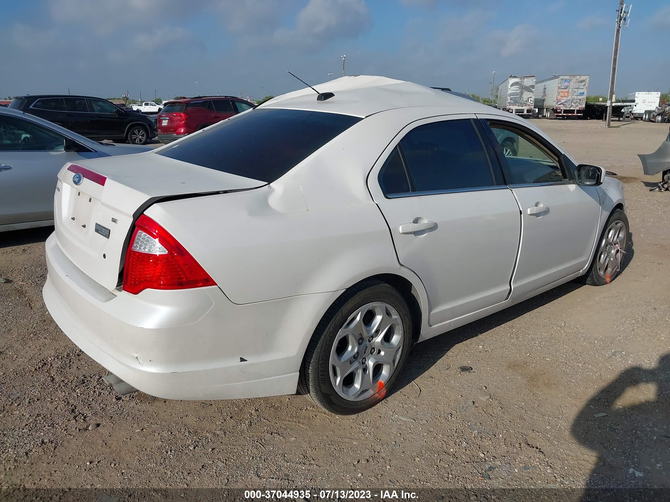 Photo 3 VIN: 3FAHP0HA8AR368686 - FORD FUSION 