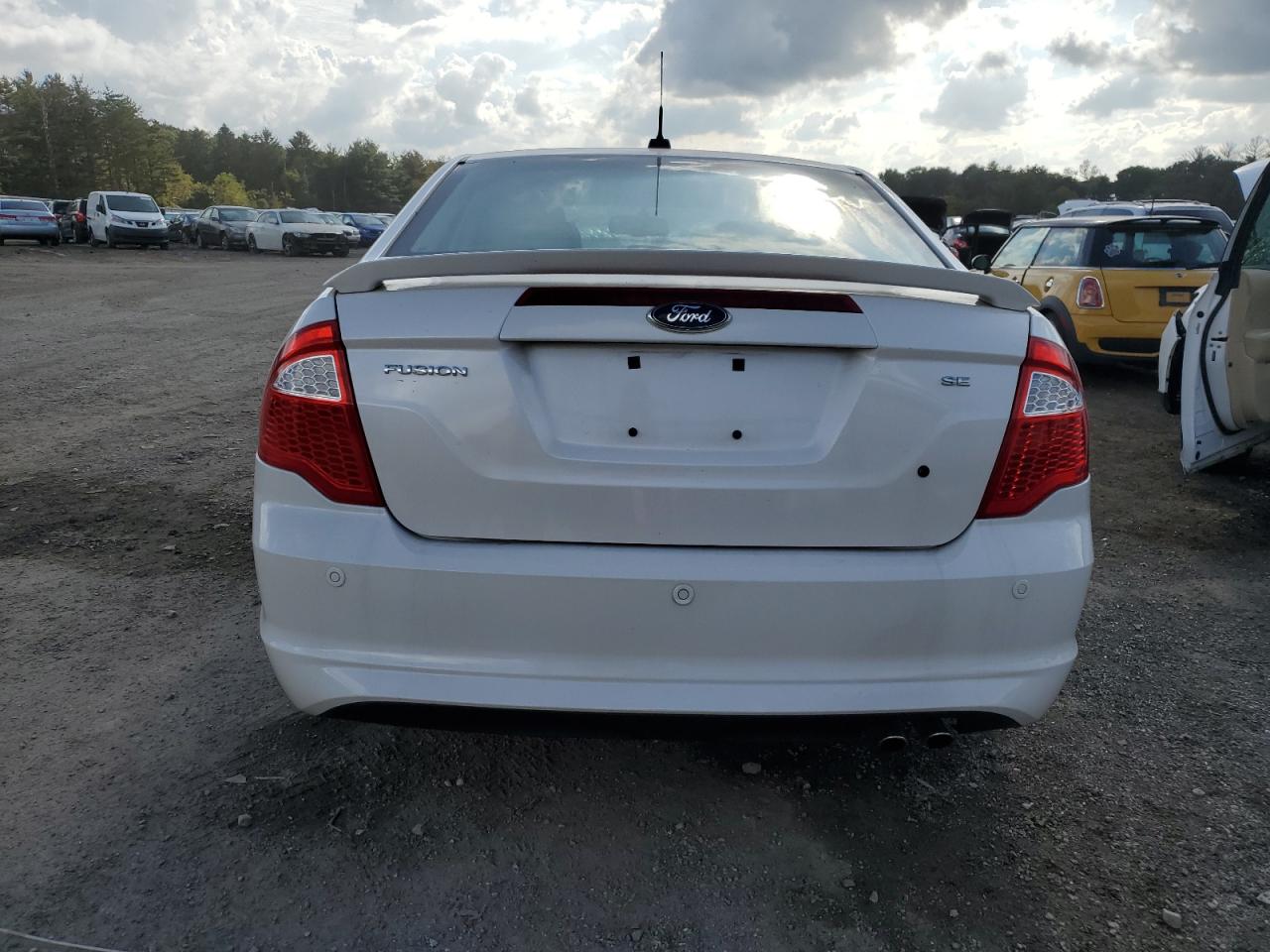 Photo 5 VIN: 3FAHP0HA8BR125705 - FORD FUSION 