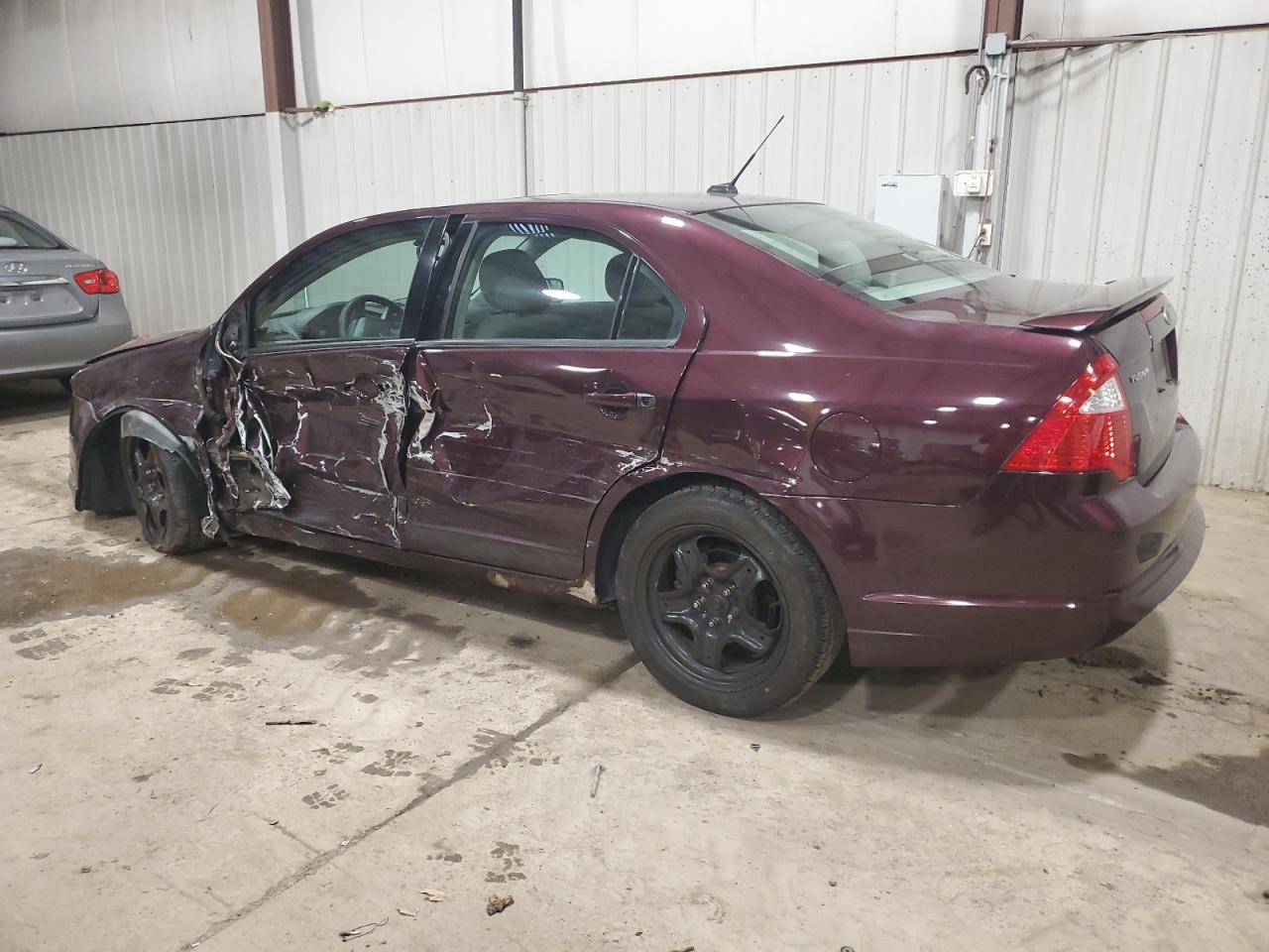 Photo 1 VIN: 3FAHP0HA8BR136946 - FORD FUSION 