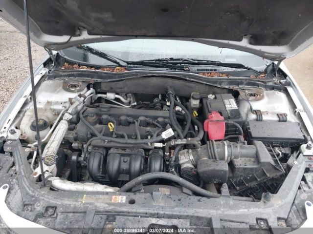 Photo 9 VIN: 3FAHP0HA8BR244497 - FORD FUSION 