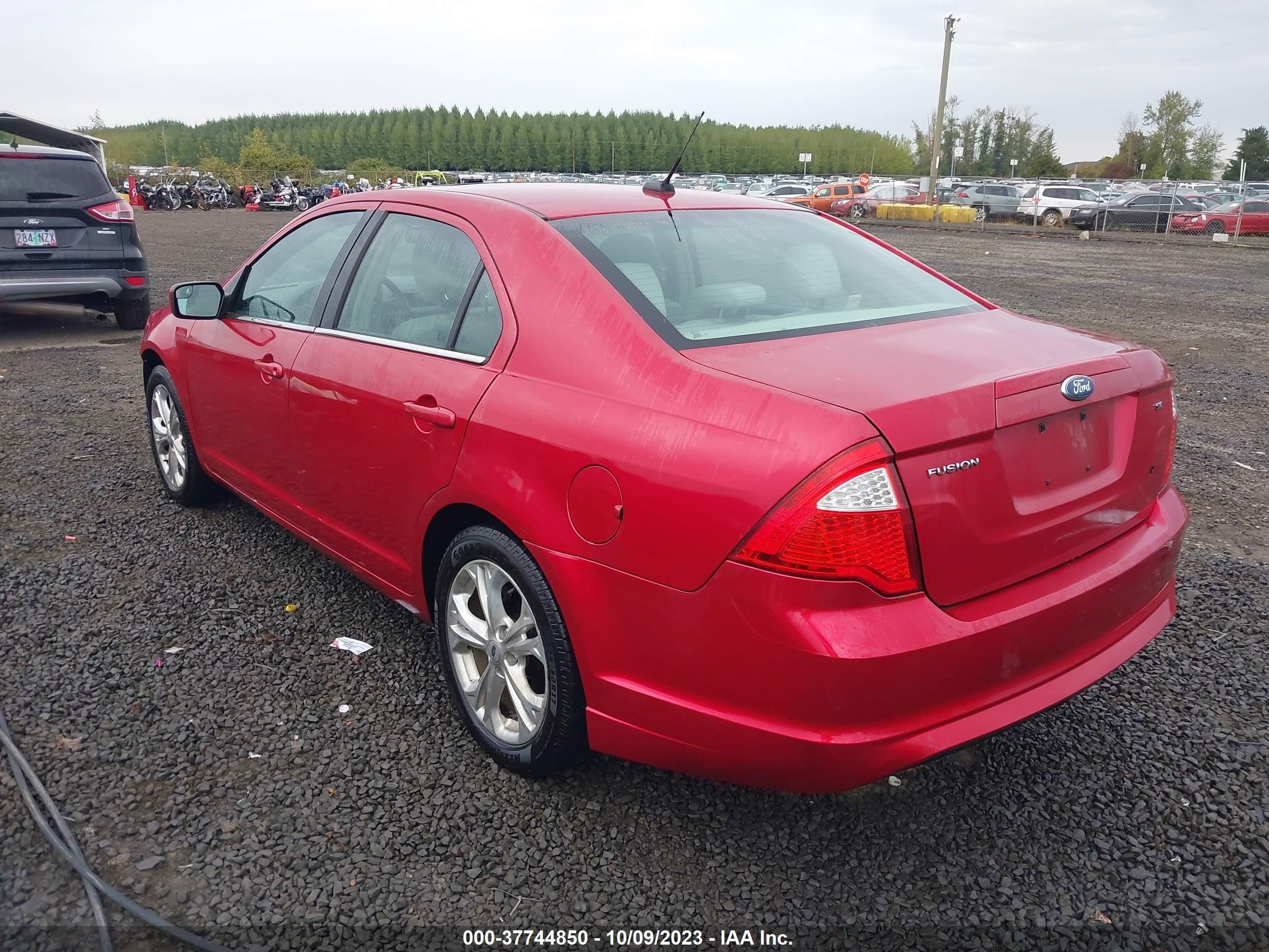 Photo 2 VIN: 3FAHP0HA8CR273161 - FORD FUSION 