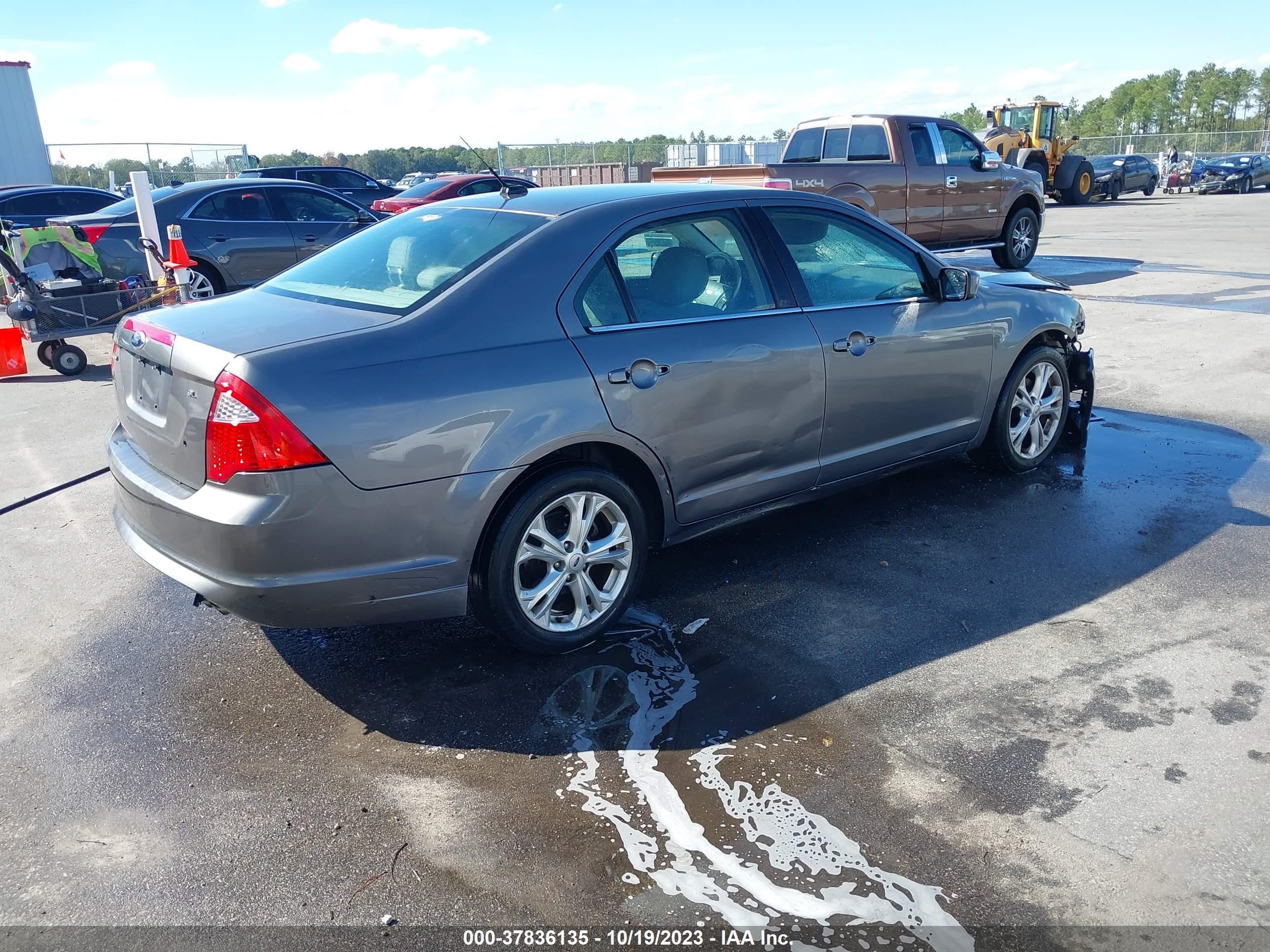 Photo 3 VIN: 3FAHP0HA8CR427688 - FORD FUSION 